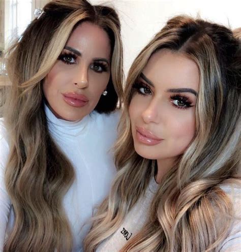 Kim Zolciaks Daughter Brielle 22 Dyes Blond Hair Black After