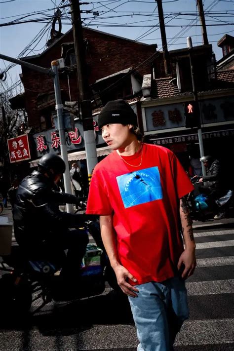 Supreme 发布 2024 春季 T 恤系列 NOWRE现客