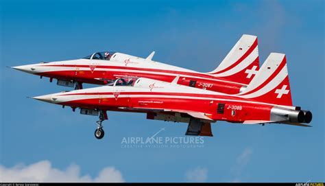 J Switzerland Air Force Patrouille De Suisse Northrop F E