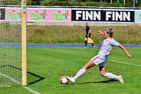 Marleen Schimmer 1 FC Koeln 23 Goal Shot To 5 0 GER SFC Stern 1900 Vs