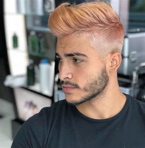 12 Inspirasi Warna Rambut Pria Highlight Berani Coba