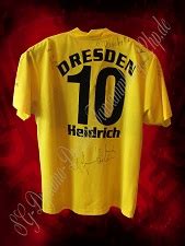 SG Dynamo Dresden Fansammlung Trikots Saison 02 03 Feldschlößchen