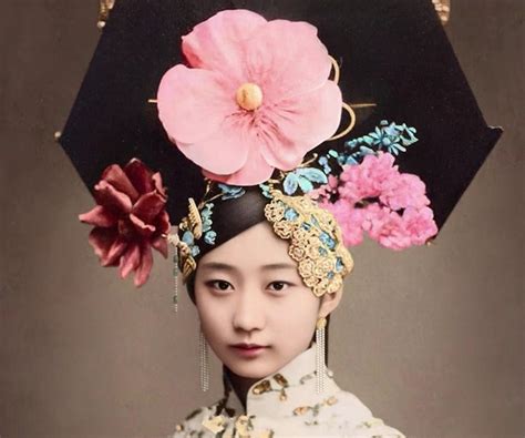 Beautiful and Unique Ancient Chinese Hairstyles for Women | Chinese hairstyle, Royal hairstyles ...