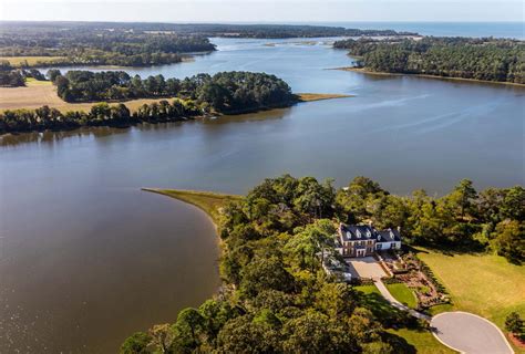 Virginia Tidewater Estate | BarnesVanze Architects