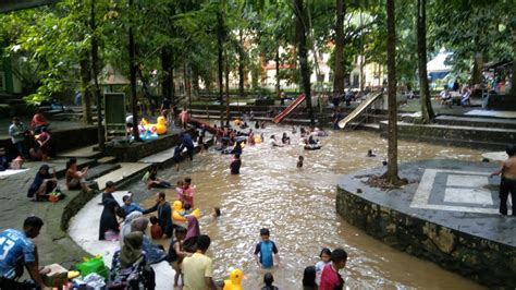 Liburan Tahun Baru Kawasan Taman Wisata Alam Bantimurung Maros