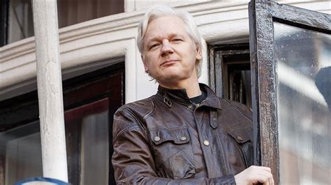 Top World Media Outlets Urge Us To Halt Prosecution Of Julian Assange