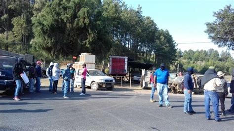 La Jornada Bloquean Habitantes Pur Pechas Carretera Por Asesinato De