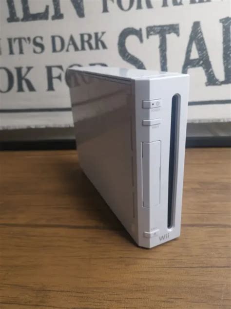 NINTENDO WII CONSOLE White Unit Fully Working Rvl 001 11 39