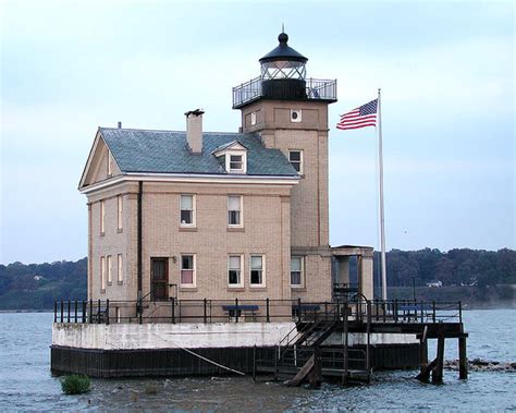 Rondout Lighthouse | Kingston, NY 12401