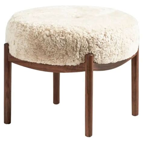 Bouclé Ottomans And Poufs 61 For Sale At 1stdibs Boucle Ottoman