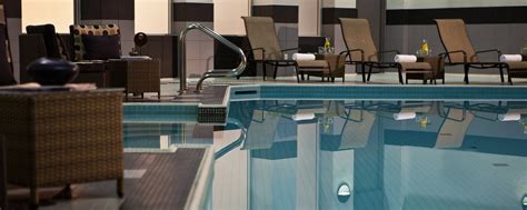 Hotel with Indoor Pool Toronto | Toronto Marriott City Centre Hotel