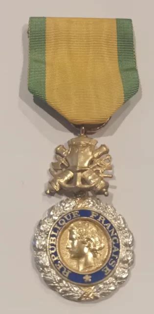 Medaille Militaire Valeur Et Discipline Eur Picclick Fr