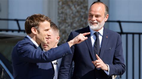 Gouvernement Edouard Philippe conseille à Emmanuel Macron une