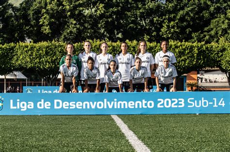 Gurias Gremistas Sub Encerram Participa O Na Liga De