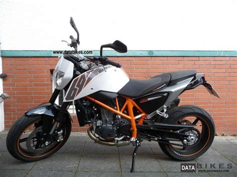 2012 KTM Duke ABS 690