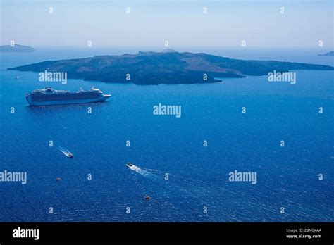 Santorini volcano view. Santorini, Cyclades, Greece Stock Photo - Alamy