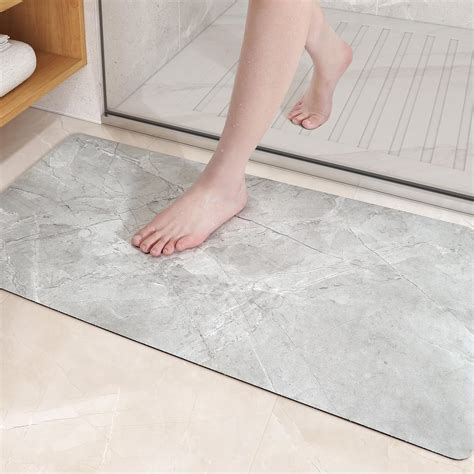 Amazon.com: Color&Geometry Quick Dry Absorbent Bath Mat- 16"x24" Non Slip Gray Bathroom Rugs ...