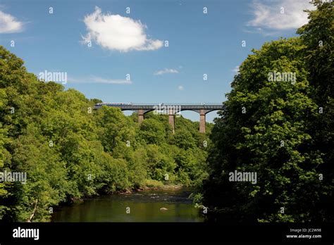 Pontcysyllte Aqueduct Which Carries The Llangollen Canal Over The River