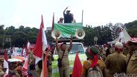 Ribuan Penyuluh Pertanian Demo Di Depan Istana Minta Diangkat Jadi Pns