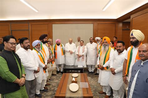 Captain Amarinder Singh And Other Senior Leaders Of Punjab Called On