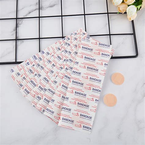 50pcs Round First Aid Waterproof Healing Wounds Adhesive Bandage Band