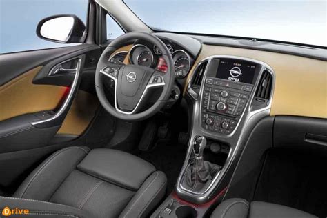 2018 Opel Astra Sports Tourer 1,4 CNG Innovation - Drive