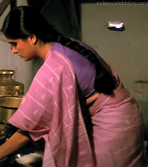 Padmini Kolhapure Sadak Chhap Movie Hot Sari Midriff Hd Caps Indiancelebblog