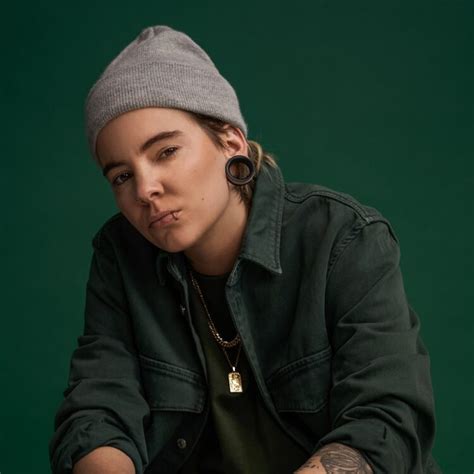 Hot Sexy Roxane Bruneau Bikini Pics