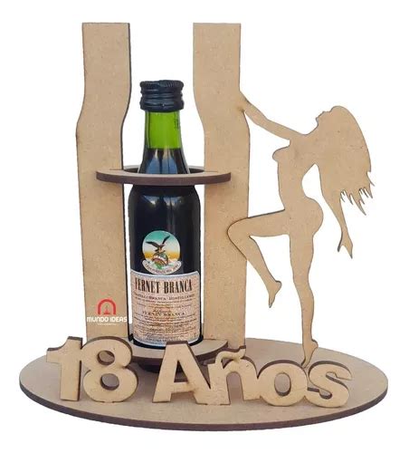 Souvenirs 18 Años Hombre Botellita Fernet Y Mujer Bailando