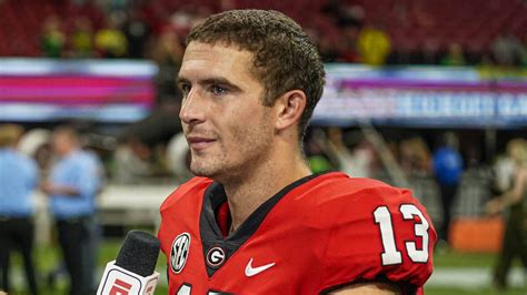 How Is Former Georgia Qb Stetson Bennett Connected To The Cavinder