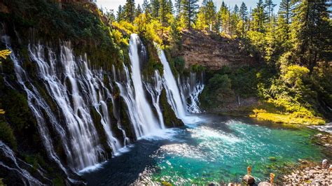 This Massive 129 Foot Waterfall Is Possibly Californias Most Beautiful