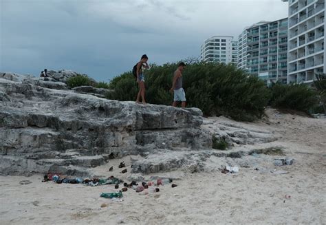 Basura En Playas De Canc N Una Constante A N Temporada Baja