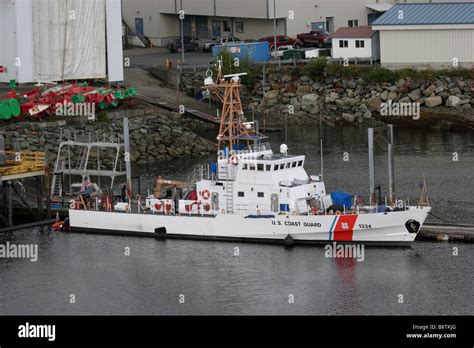 Uscg alaska hi-res stock photography and images - Alamy