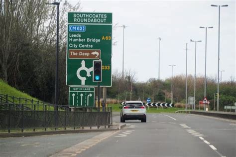 Lorry Driver Hospitalised After M62 Crash As Road Remains Closed Hull