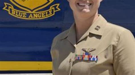 First Female Pilot Joins Blue Angels Flight Demonstration Sqn