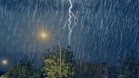 Night Heavy Rain And Pure Thunder Overcome Stress With Heavy Rain And