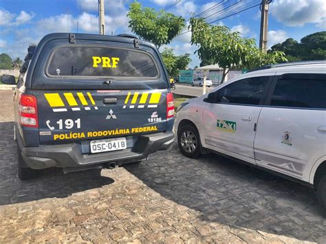 Homem Se Esconde Em Táxi Mas é Preso Por Estupro De Menor De 15 Anos