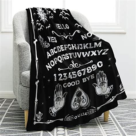 Artlunar Gothic Blanket Bat Black Throw Blanket Cozy Plush