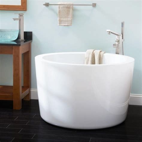 Small Round Soaking Tub - Bathtub Designs