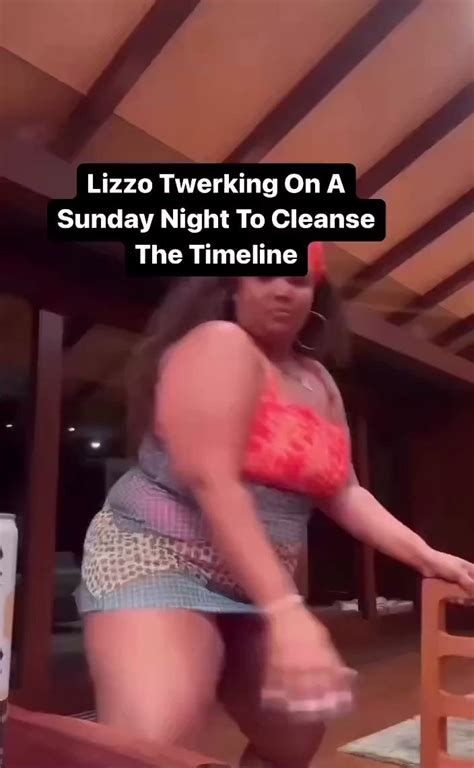 Hoodlum On Twitter Lizzo Being Her Usual Hoodlum Self For The Gram