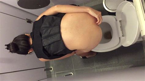 Vietnamese Girl Toilet Voyeur Vid 1 Em Inglês