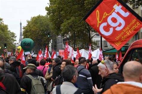 Journ E De Mobilisation En France Pour Des Hausses De Salaires Et Le