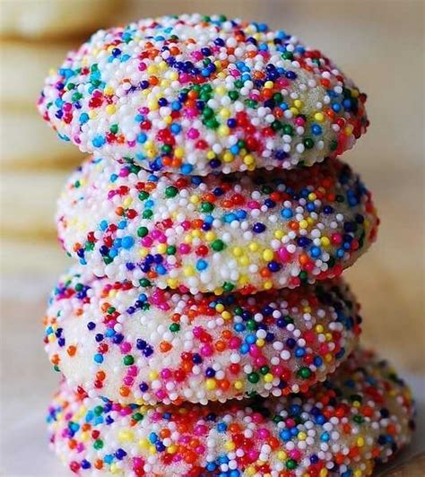 Vanilla Sugar Cookies With Sprinkles - Foodamare