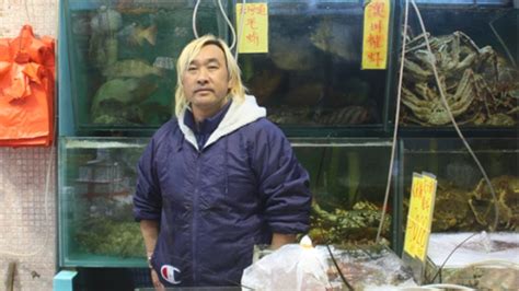 【市道回暖】各區街市人頭湧湧 主婦：「買完魚同雞，仲要買鮑魚」 蘋果日報•聞庫