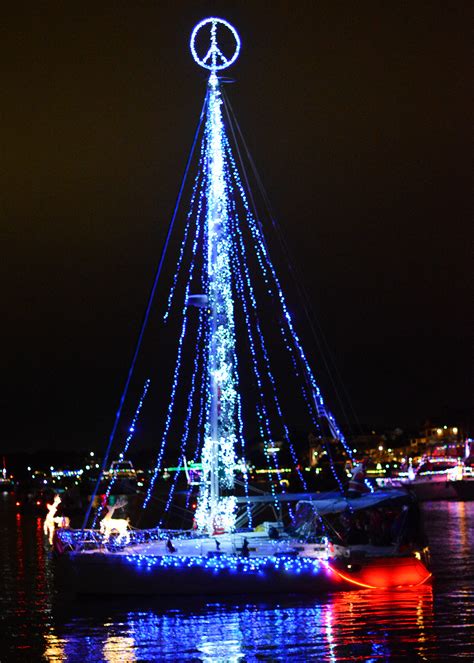 2019 NC Holiday Flotilla and Fireworks on Behance