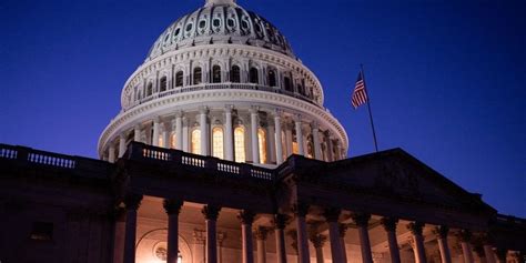 About half of all senior congressional staffers are mulling an exit ...