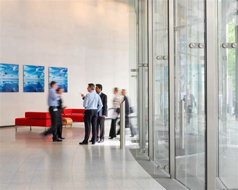 Pedestrian zones are planned for the busy gresham street london 15