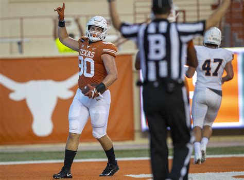 Texas Football: Breaking down the depth chart