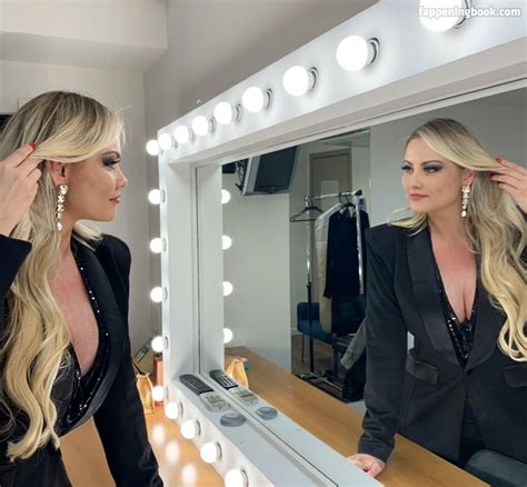 Ellen Rocche Ellen Rocche Nude OnlyFans Leaks Fappening FappeningBook