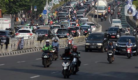 Ada Proyek Pembangunan Drainase Lalu Lintas Di Kawasan Jalan KH